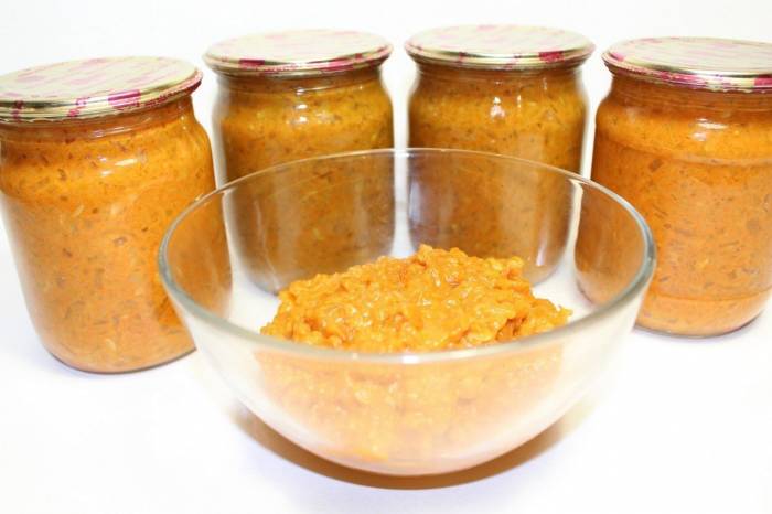 Кабачковая икра со снытью